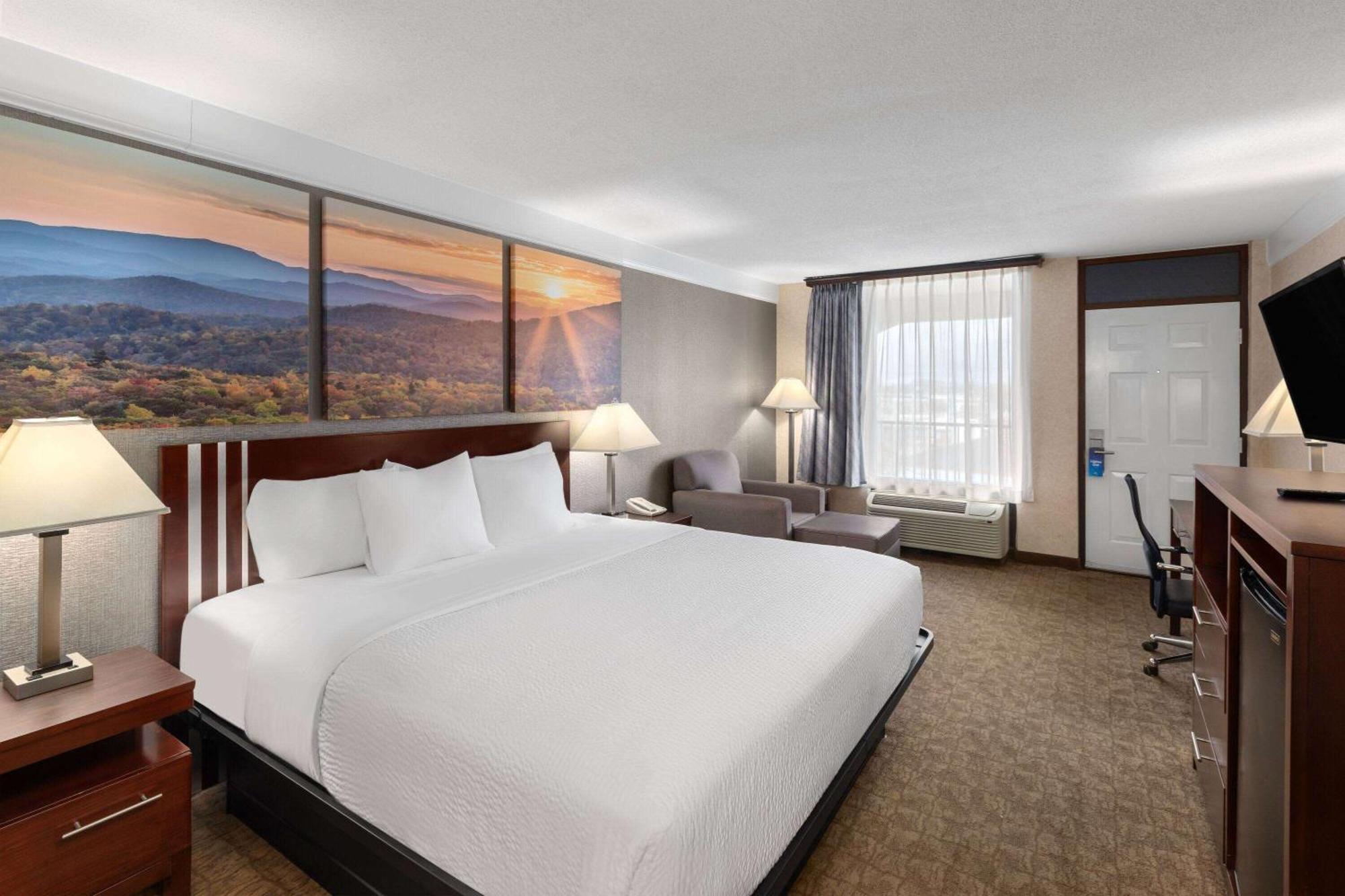 Days Inn By Wyndham Columbia Kentucky Eksteriør billede